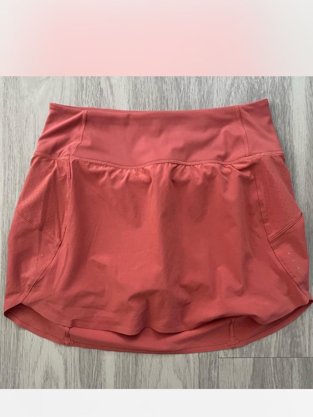 Athleta Run With It 14” Skort XS Coral Running Tennis Golf Skirt